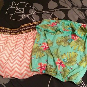 Cute crop tops selling both of them
